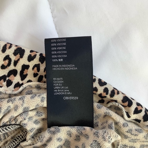 urban outfitters womens animal print crop peplum top size Large - Picture 5 of 10